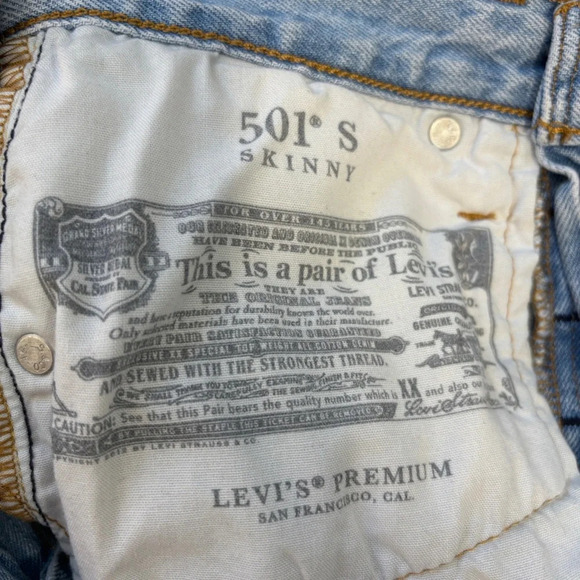 Levi's 501 S Skinny Cutoff Shorts Light Wash 25 - Picture 7 of 9
